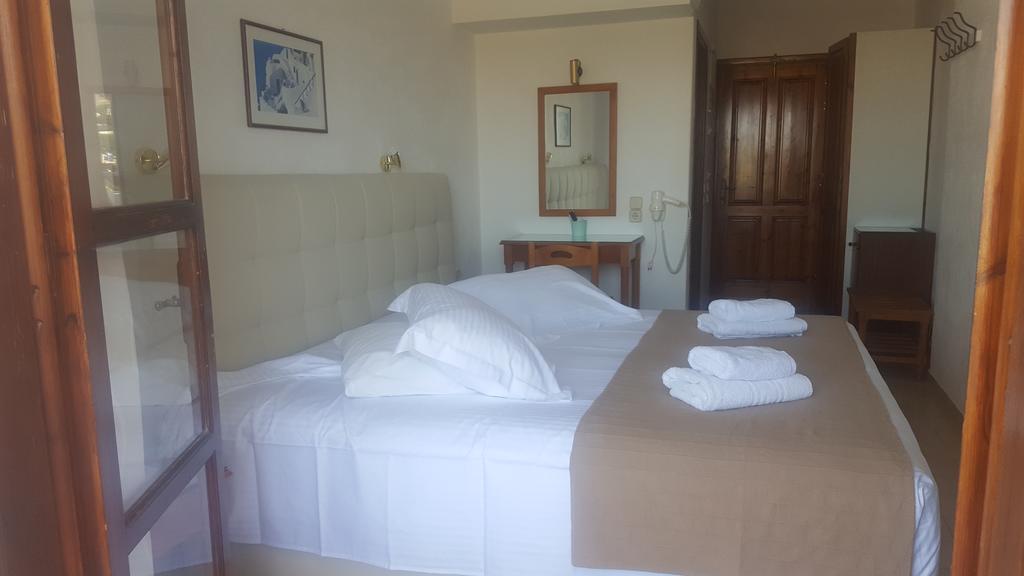 Santa Elena Hotel Kamári Buitenkant foto